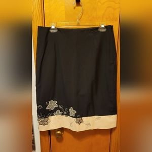 LOFT Women's black skirt
